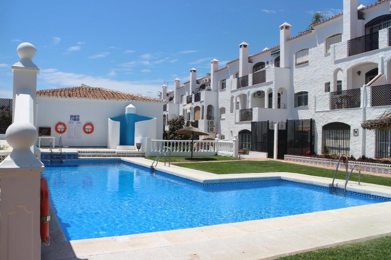 Apartment Verano Azul Nerja Esterno foto